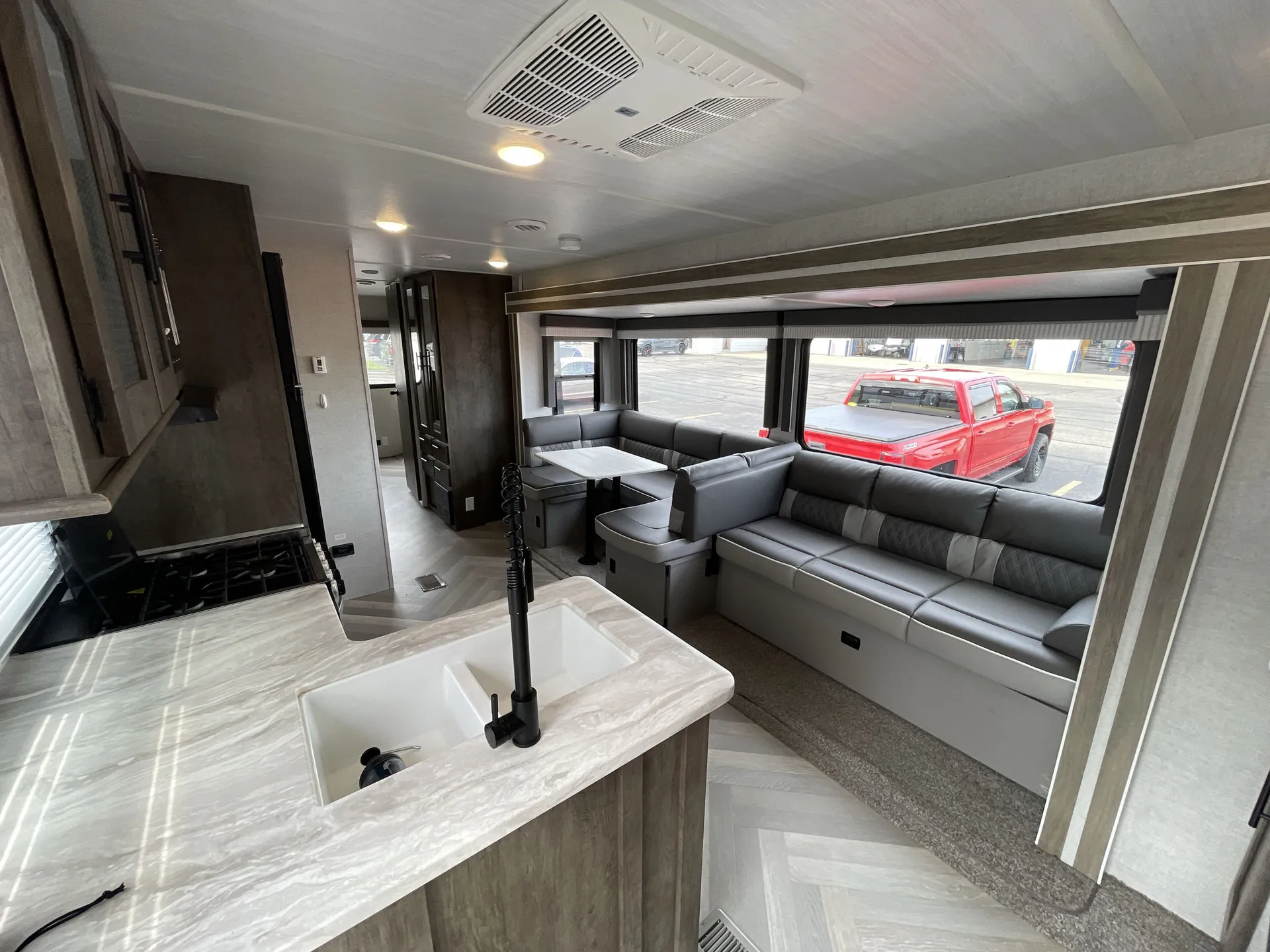2021 Forest River Salem 32BHDS — living area main