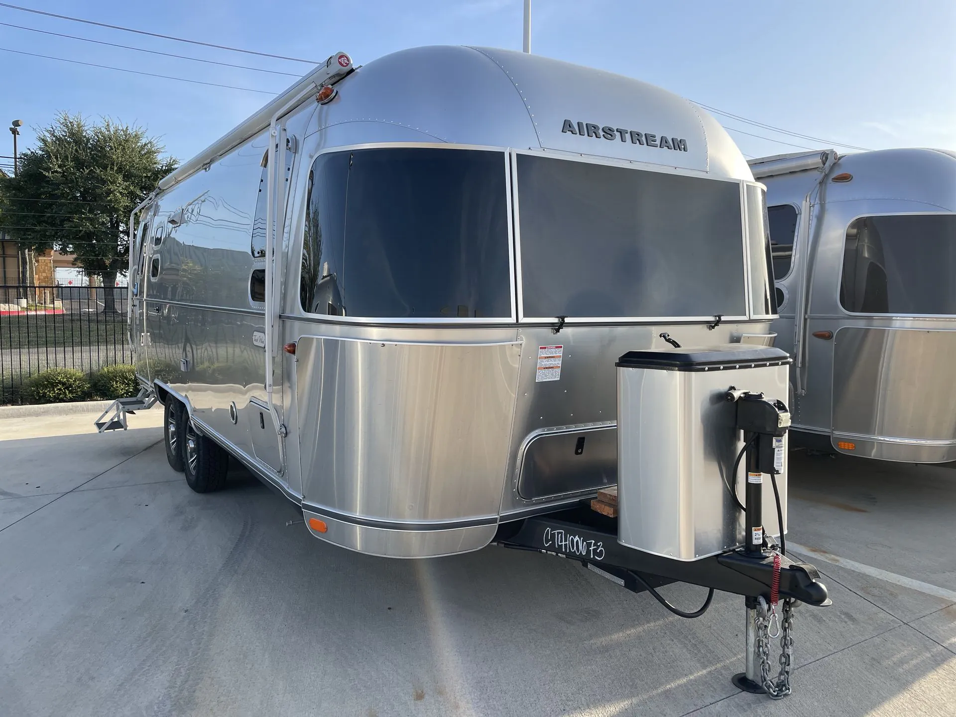 2024 Airstream Trade Wind 25FB - Photo 2