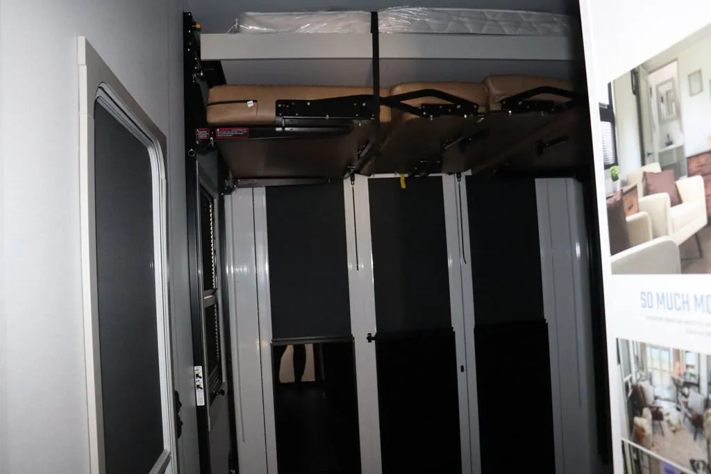 2026 Brinkley Model G 3970, Photos photo 22