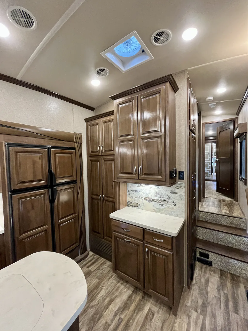 2017 Forest River Cedar Creek Champagne Edition 38EL, Photos photo 7