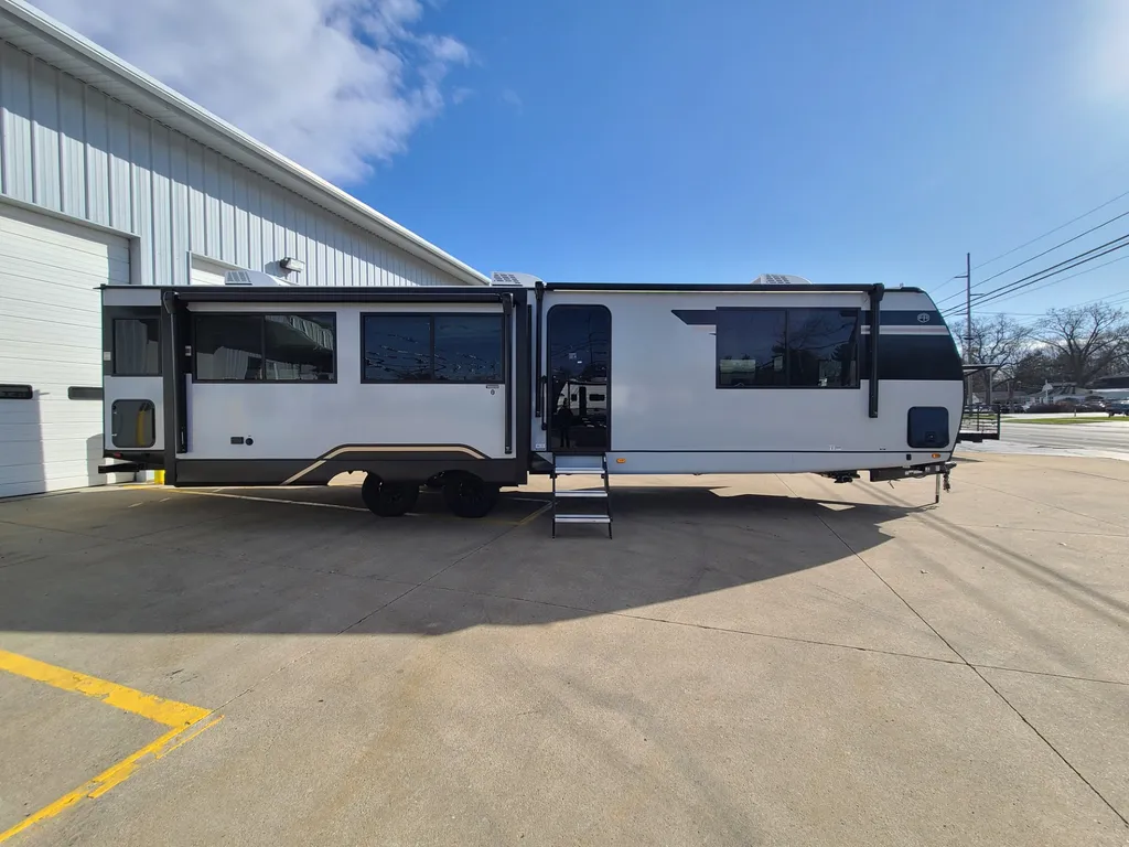 2026 Forest River Vibe 3400SB, Photos photo 7