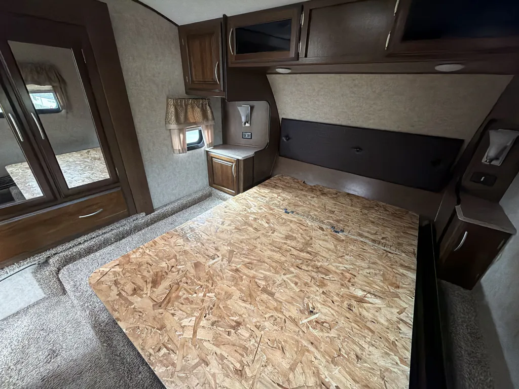 2017 Prime Time Crusader 295RST, Photos photo 17