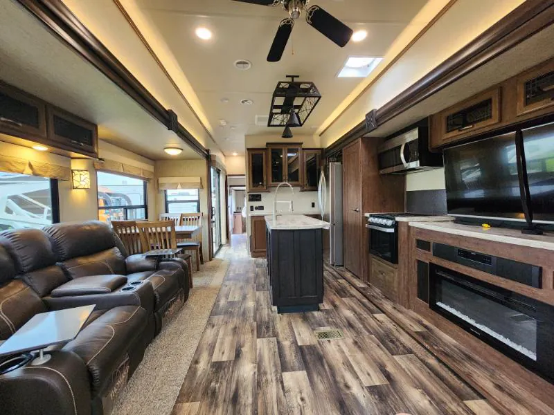 2019 Forest River Sierra Destination 399LOFT, Photos photo 34