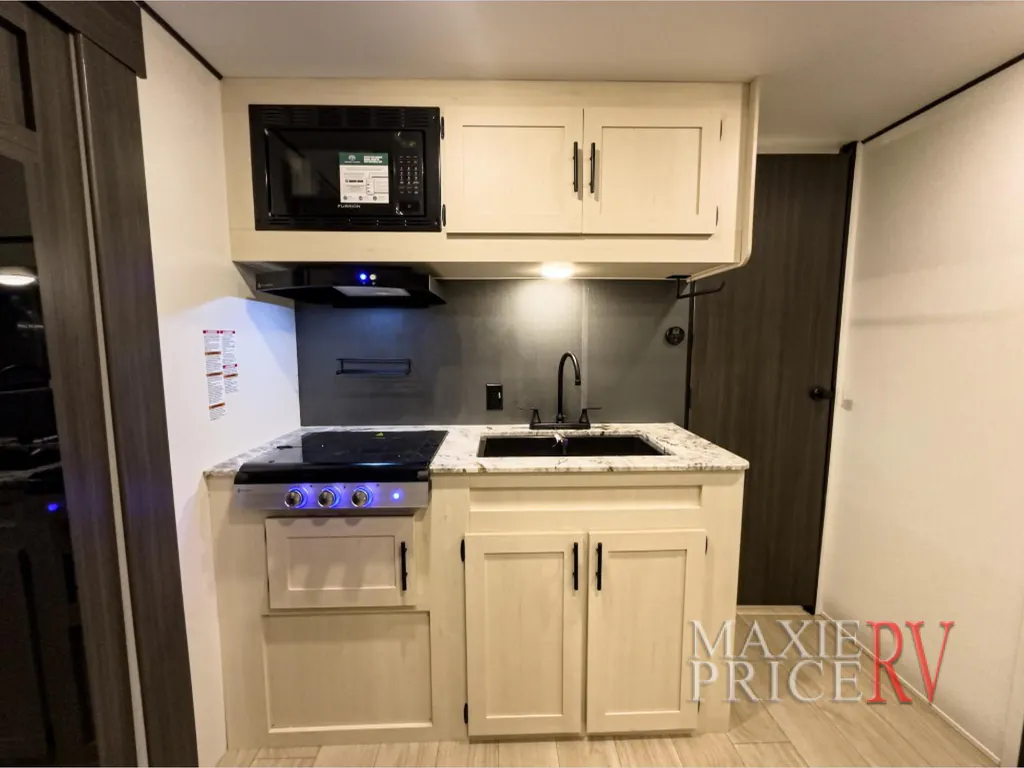 2027 Shasta RVs i-5 Edition 525RS, Photos photo 21