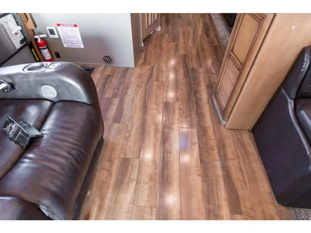 2015 Newmar Canyon Star 3921, Photos photo 13