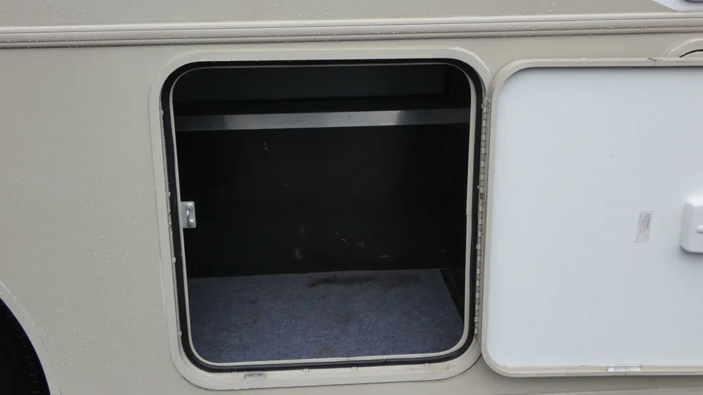 2022 Winnebago Vista 32M, Photos photo 38