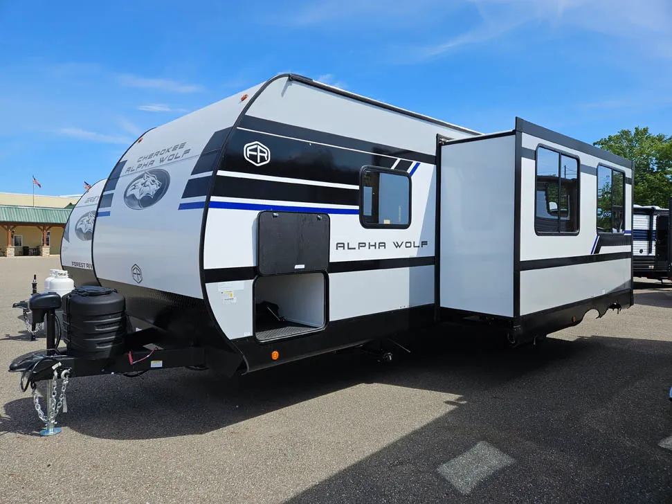 2027 Forest River Cherokee Alpha Wolf 27BHX - Photo 4