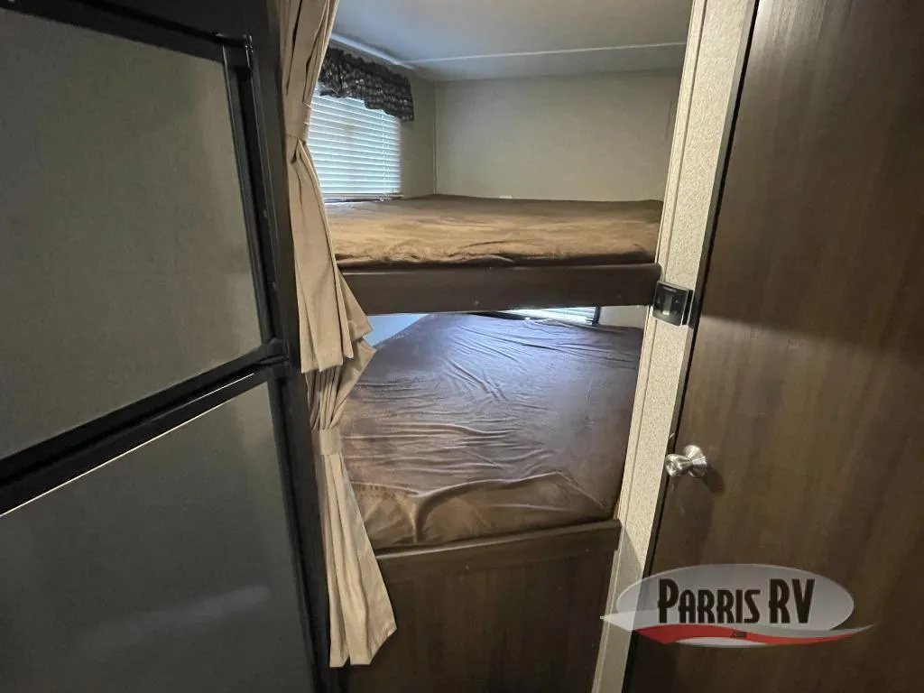 2018 Keystone Springdale 220BHWE - Photo 3