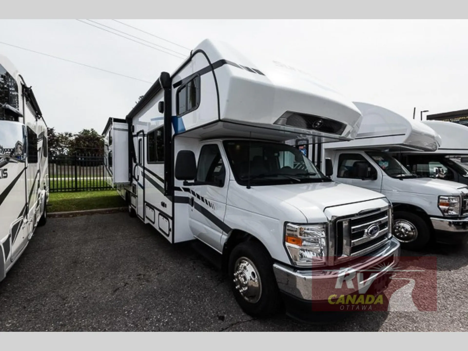 2024 Forest River Sunseeker LE 3250DSLE