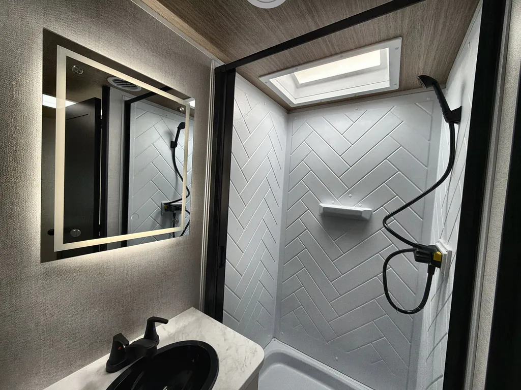 2026 Forest River Vibe Extreme Lite 2500CK, Photos photo 10