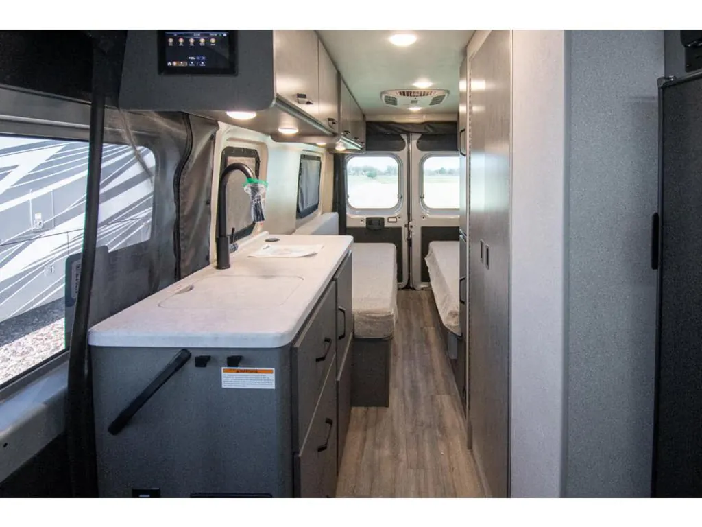 2026 Thor Motor Coach Tellaro Sport 20U, Photos photo 8