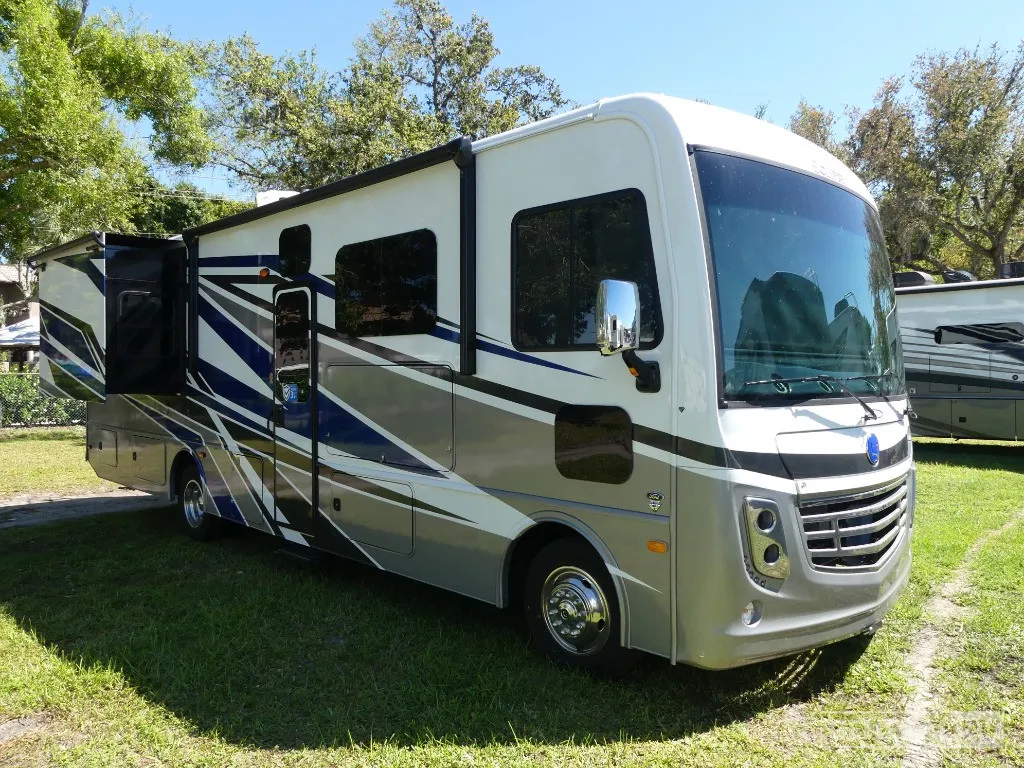 2025 Holiday Rambler Eclipse 32S - Photo 2