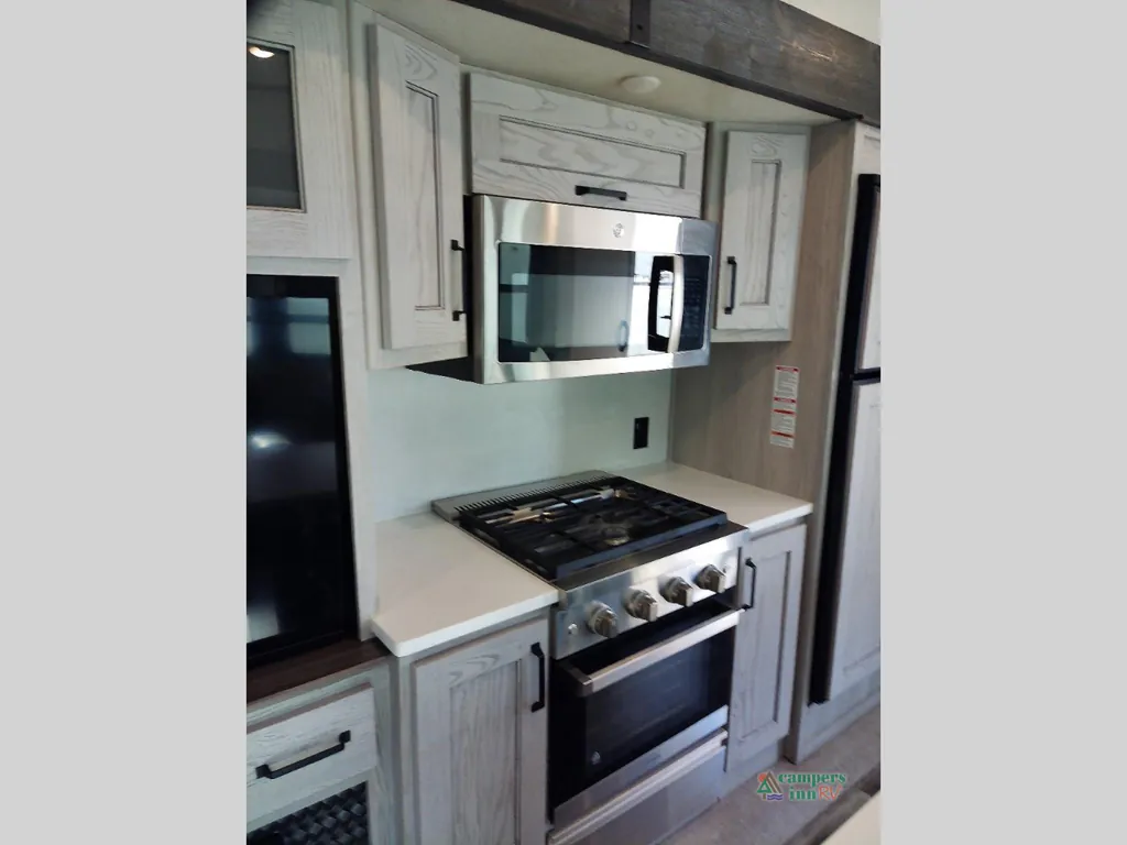 2023 Keystone Montana High Country 385BR, Photos photo 27