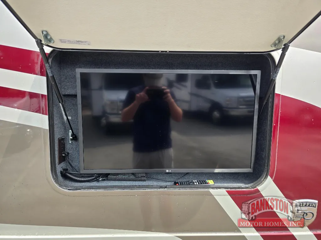 2023 Tiffin Wayfarer 25 JW, Photos photo 3
