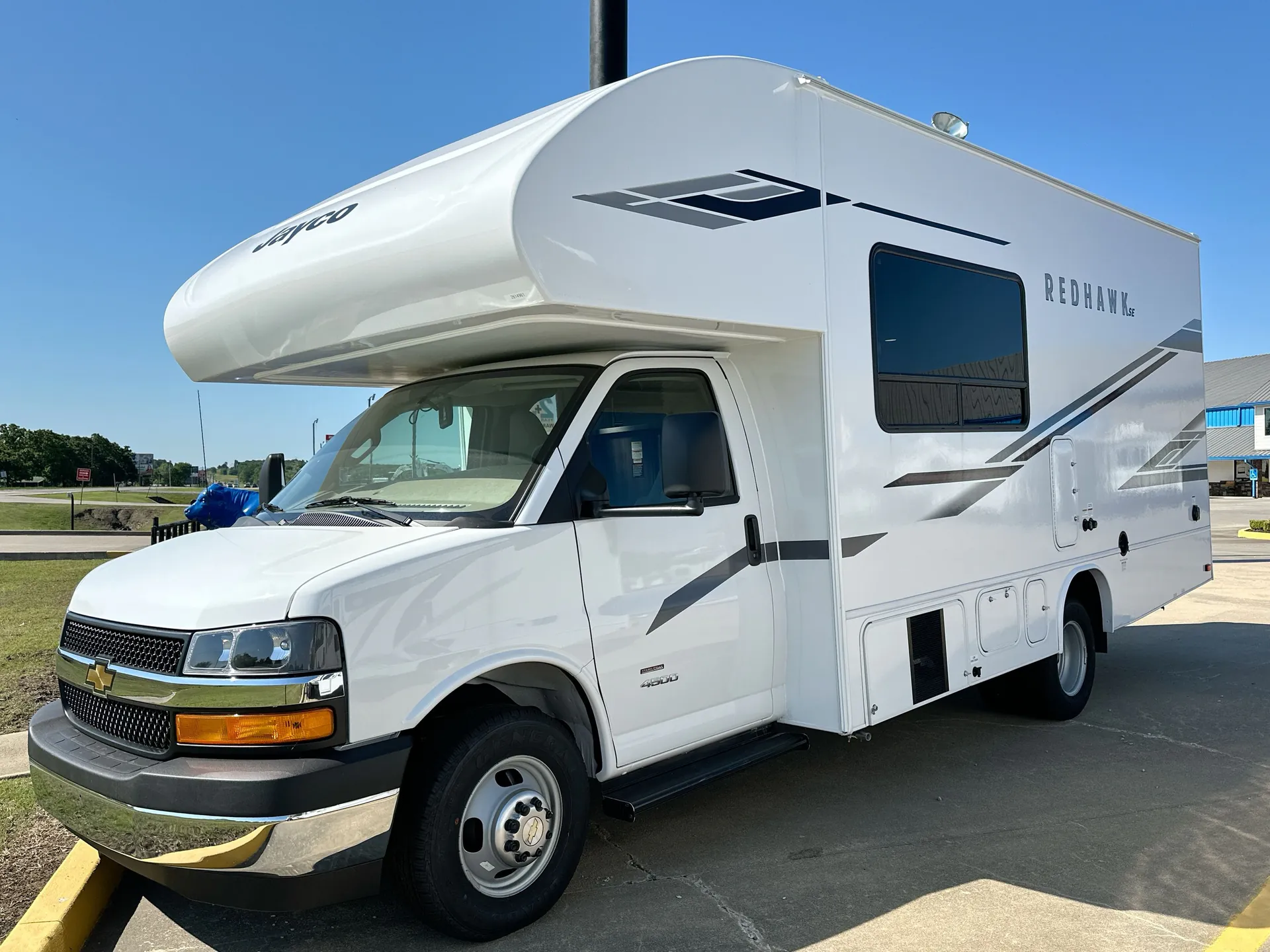 2026 Jayco Redhawk SE 22E - Photo 2