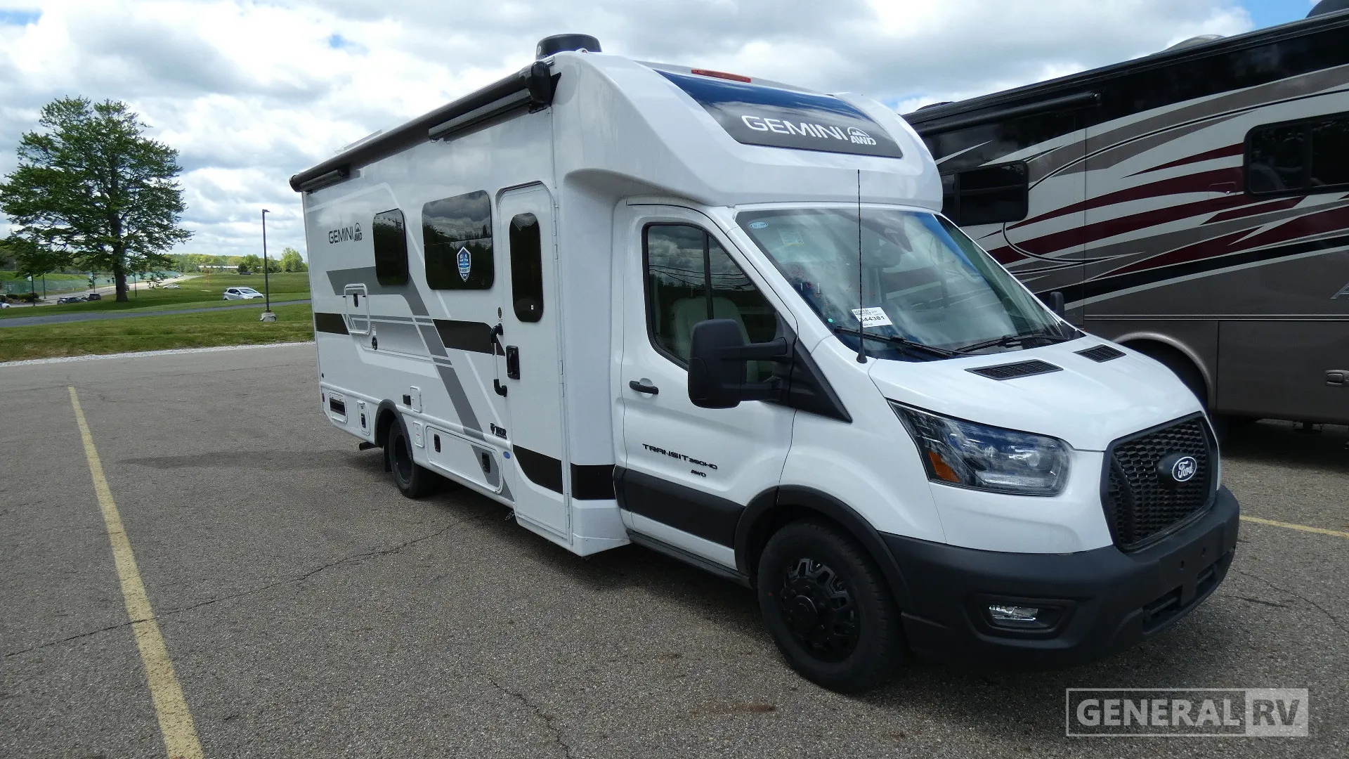2026 Thor Motor Coach Gemini 24JG - Photo 2