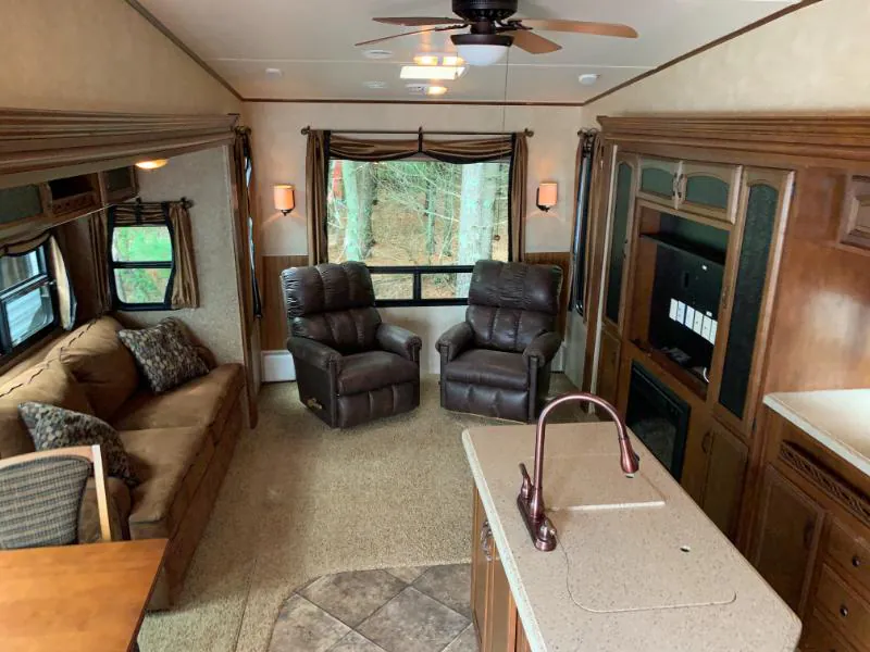 2014 Forest River Salem Villa Estate 393RLT, Photos photo 47