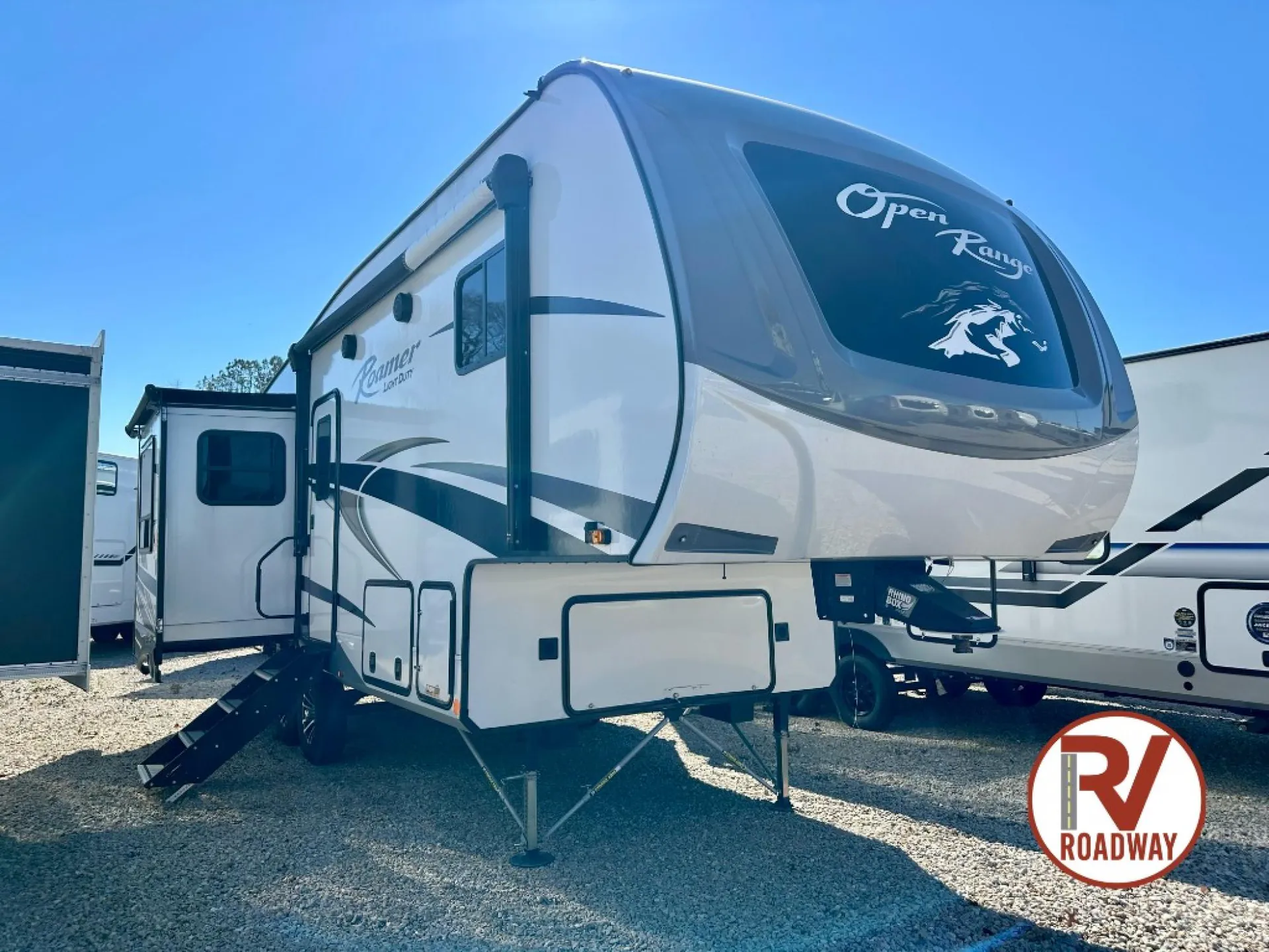 2024 Highland Ridge Roamer Light Duty 244RLS - Photo 2