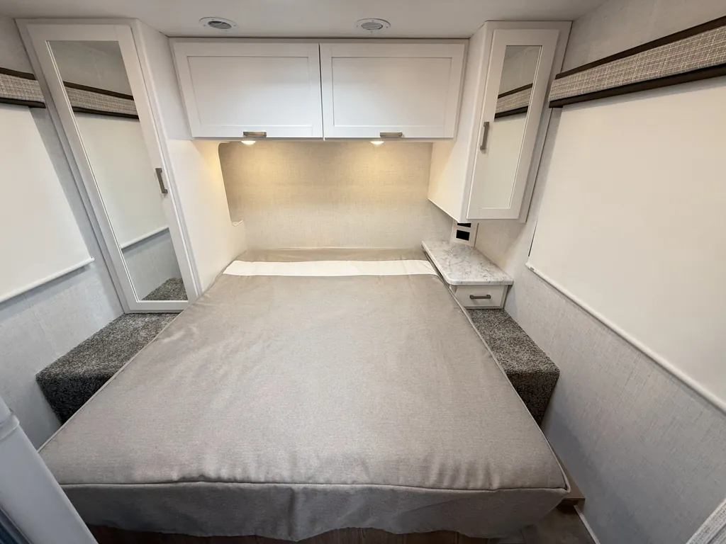 2026 Thor Motor Coach Freedom Elite 28HZ, Photos photo 31