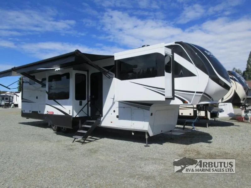 2026 Grand Design Solitude 380FL - Photo 2