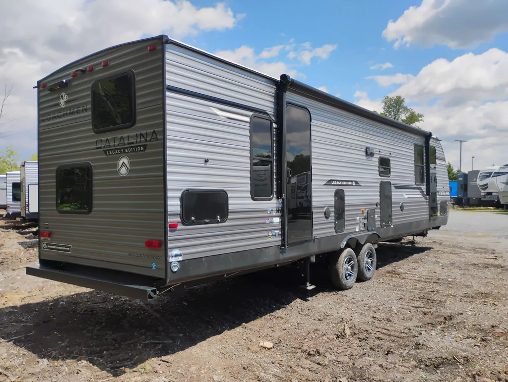 2026 Coachmen Catalina Legacy Edition 333DORM, Photos photo 8