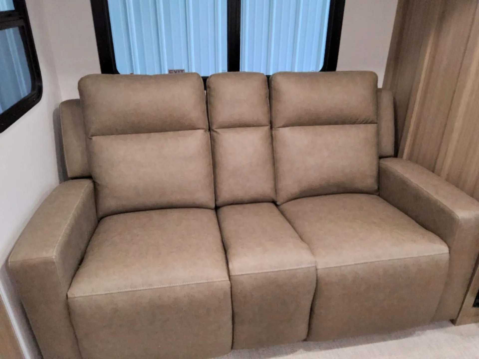 2027 Forest River Flagstaff Micro Lite 25MBR — Photo 7