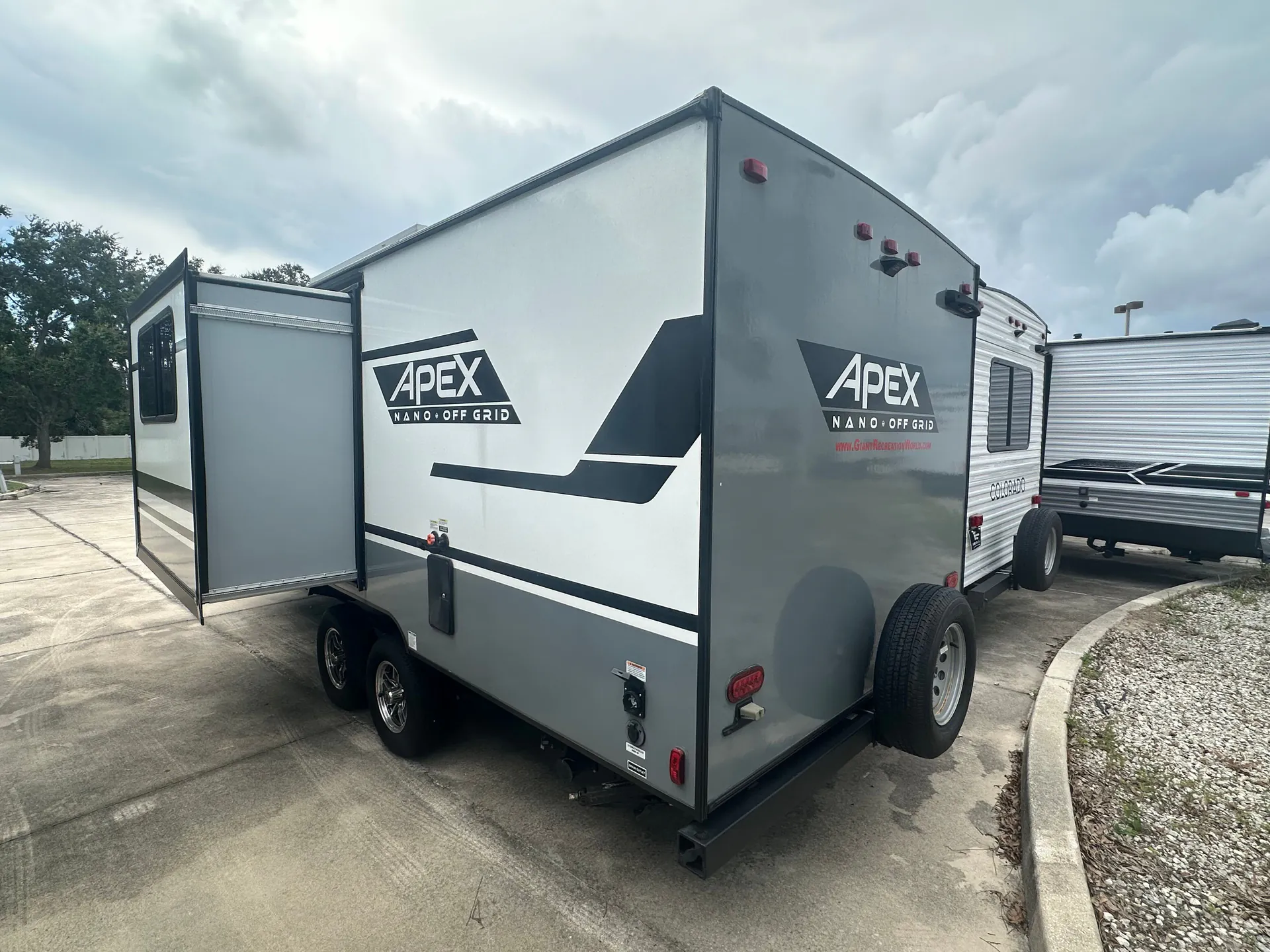 2024 Coachmen Apex 208BHS - Photo 4