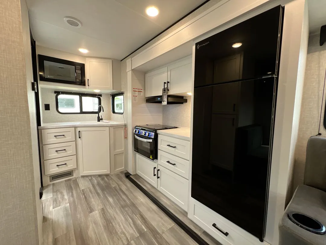 2025 Jayco Jay Flight SLX 225MLS - Photo 3