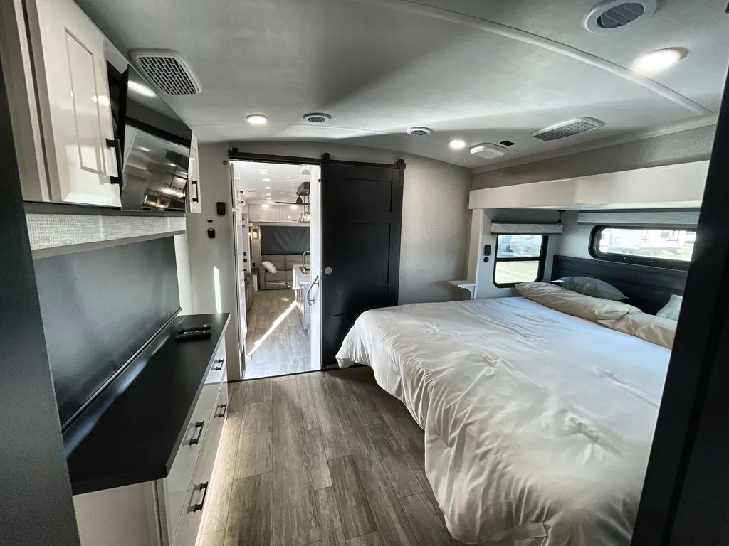 2026 Jayco Pinnacle 36FBTS, Photos photo 21