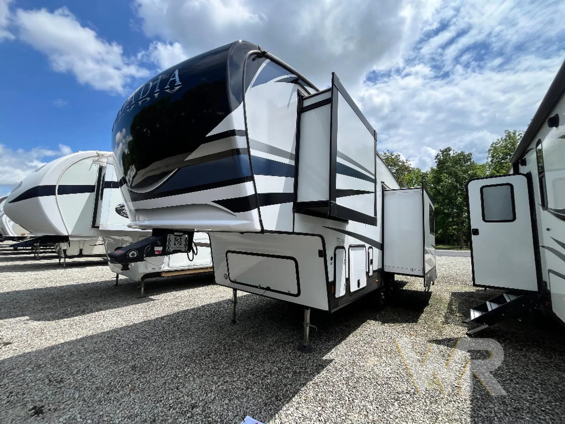 2023 Keystone Arcadia Super Lite 253SLRD - Photo 4