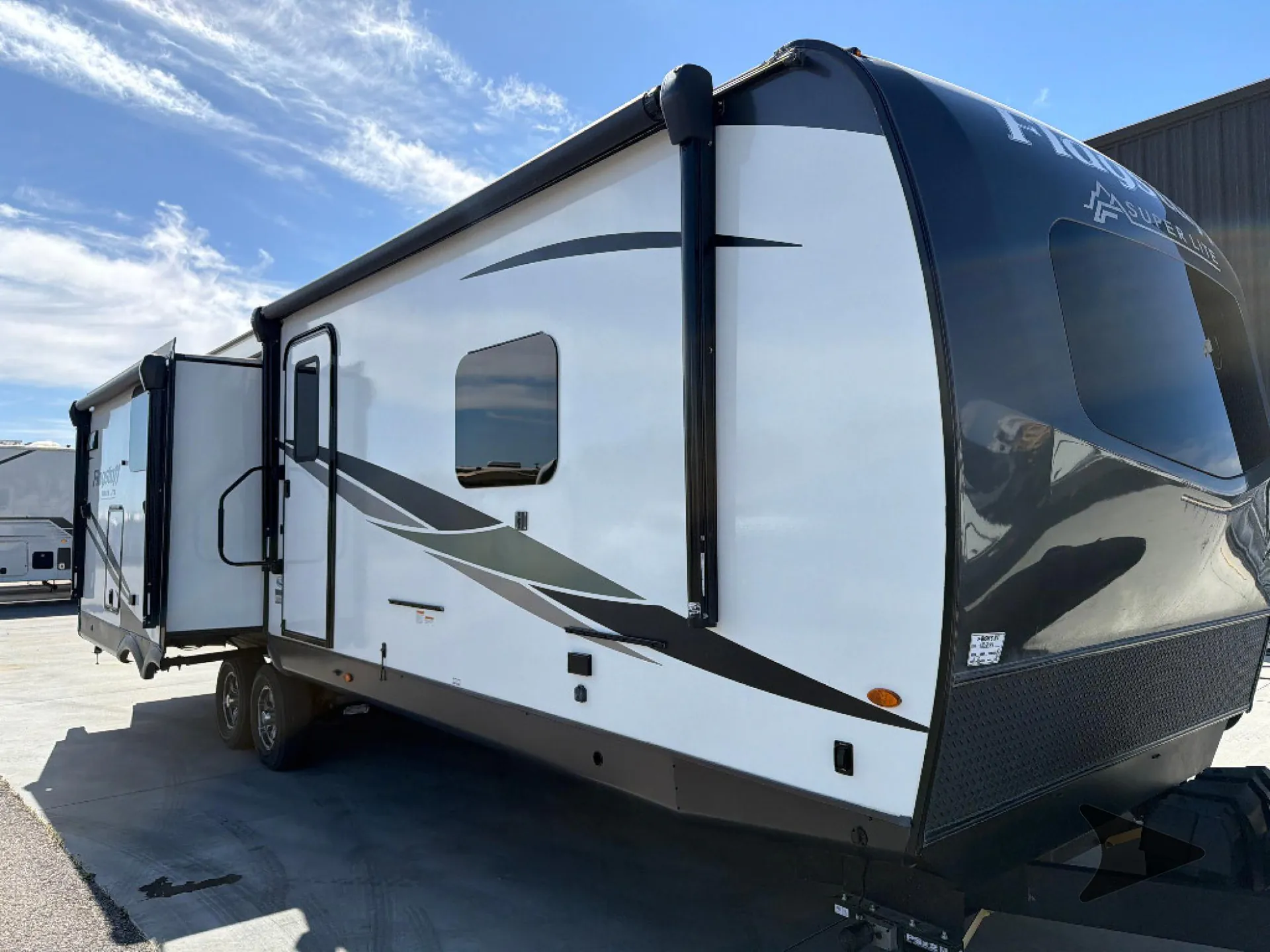 2023 Forest River Flagstaff Super Lite 27FBIK - Photo 2