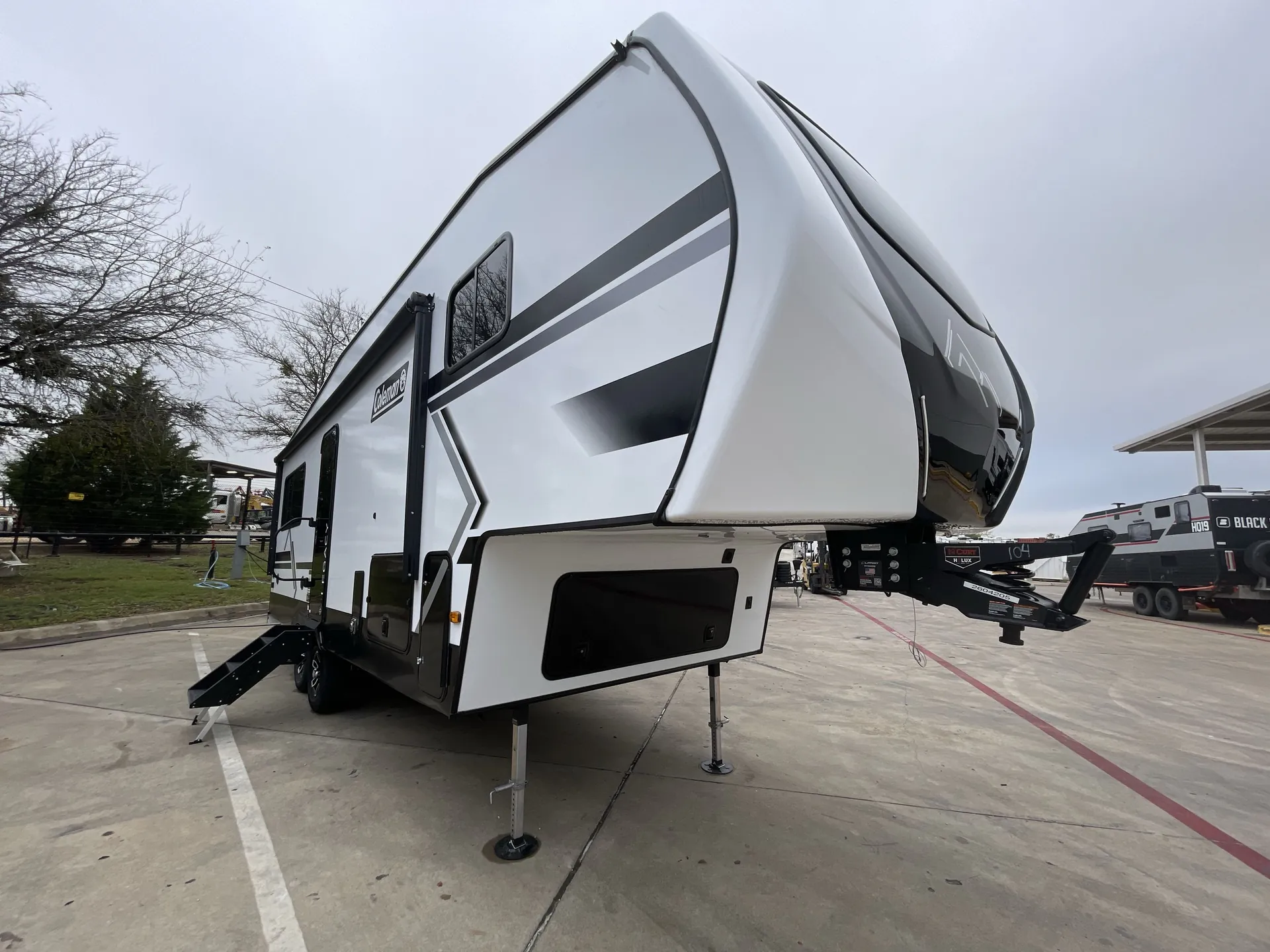 2026 Keystone Coleman Legacy 2400REX - Photo 2