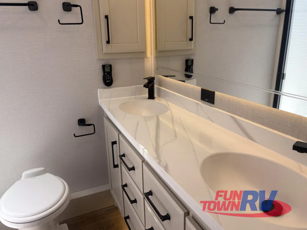 2026 Forest River RiverStone 420RE, Photos photo 43