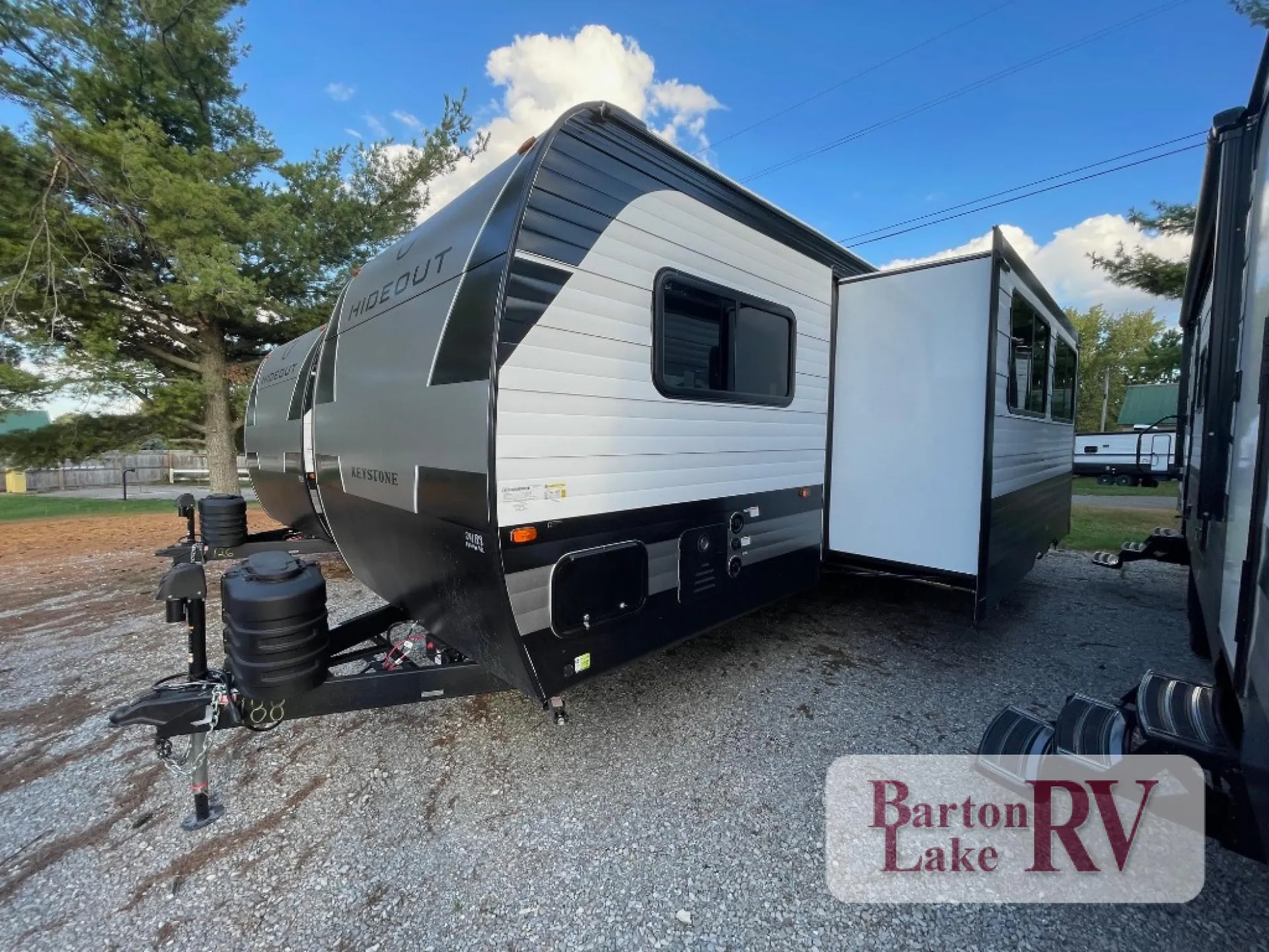 2026 Keystone Hideout Sport 269DB - Photo 3