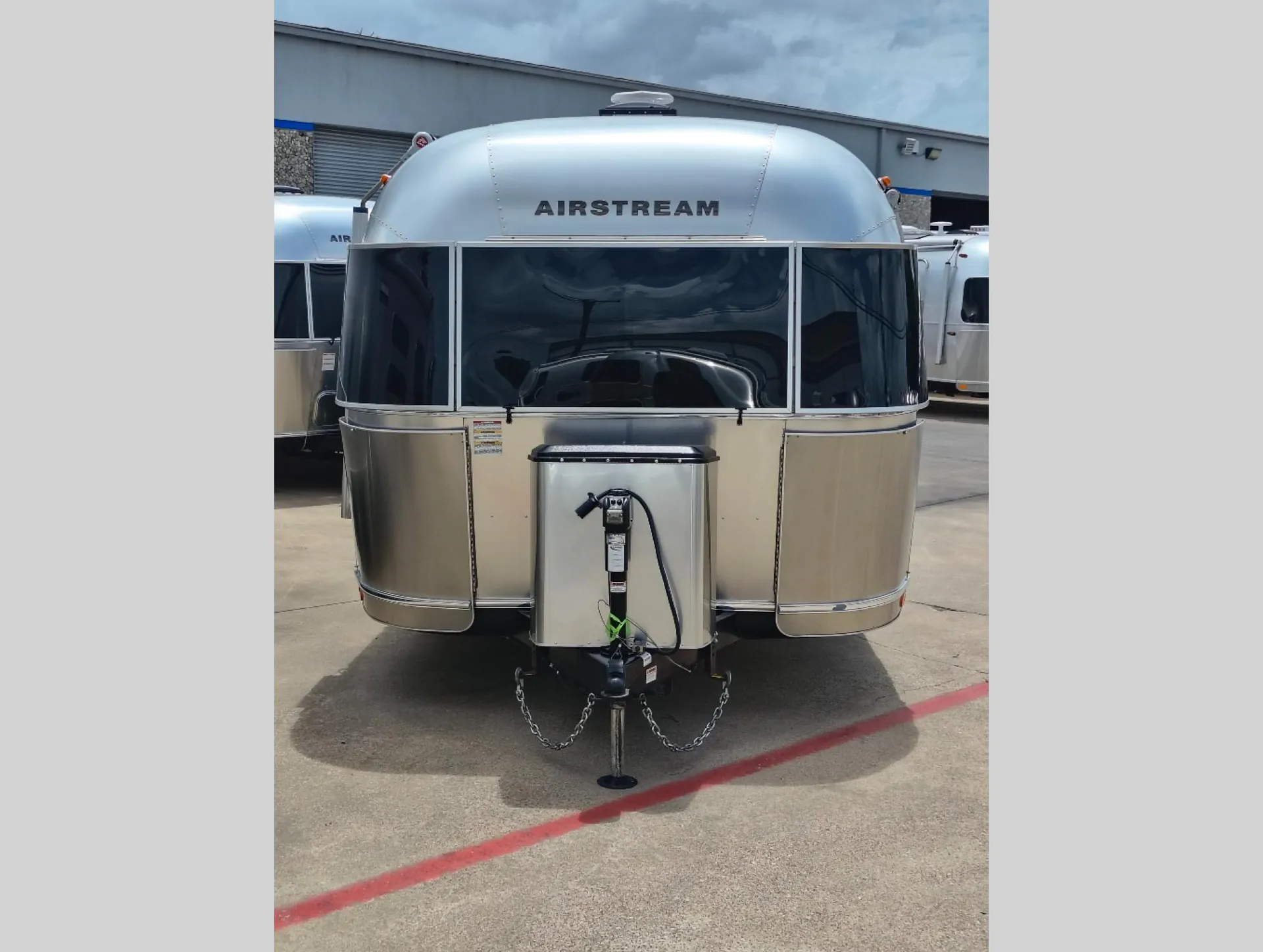 2021 Airstream Globetrotter 30RB - Photo 3