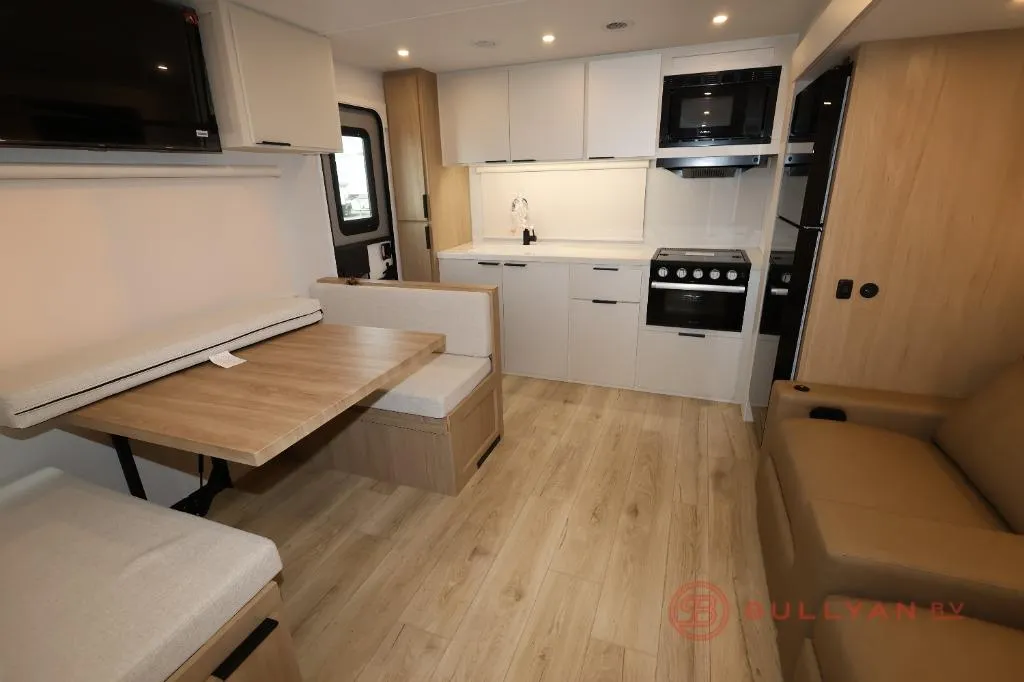 2026 Winnebago Thrive 24RKS - Photo 4