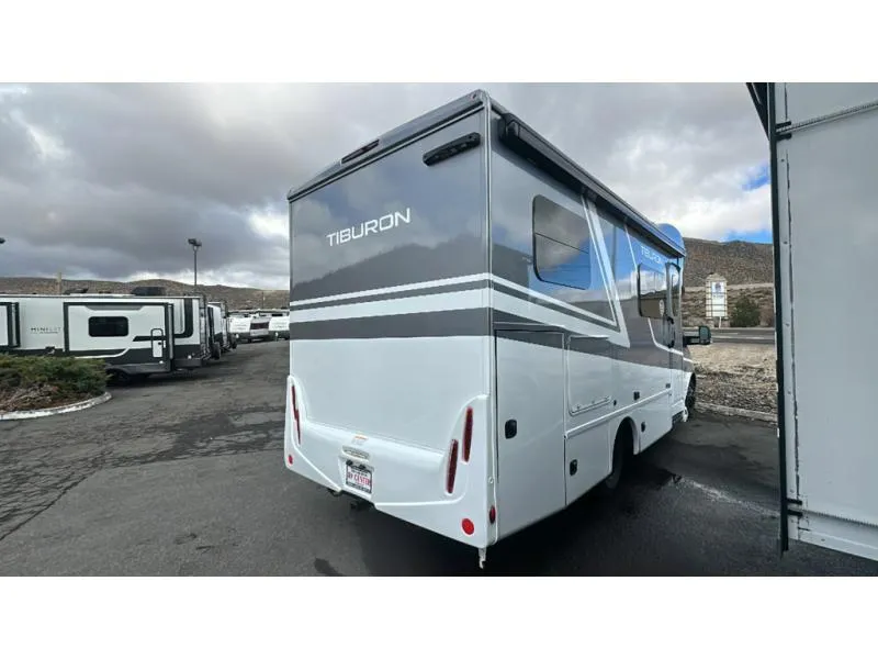 2026 Thor Motor Coach Tiburon 24XL - Photo 3
