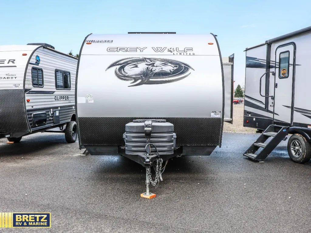 2022 Forest River Cherokee Grey Wolf 26DBH - Photo 3