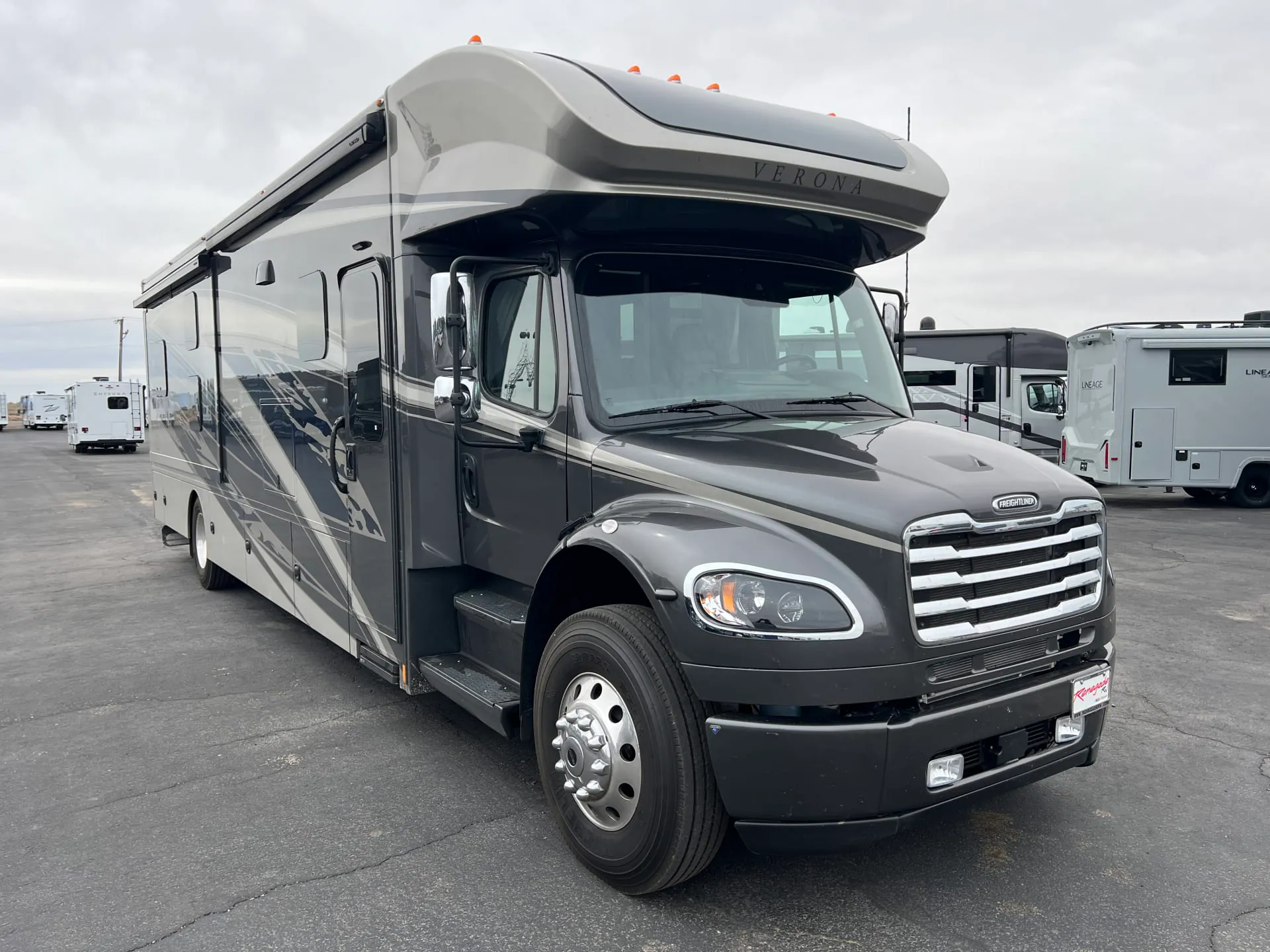 2026 Renegade RV Verona 40VBH - Photo 2