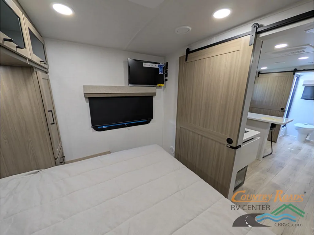 2027 Forest River Flagstaff Micro Lite 25SRB, Photos photo 21
