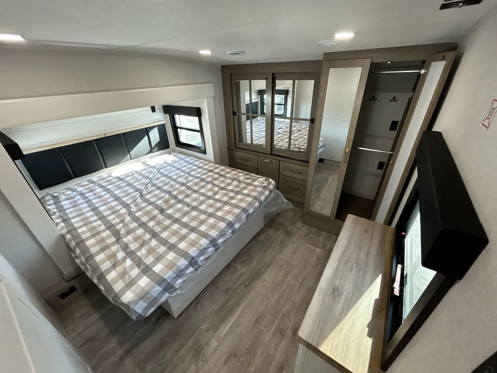 2026 Jayco Eagle 321RSTS, Photos photo 13