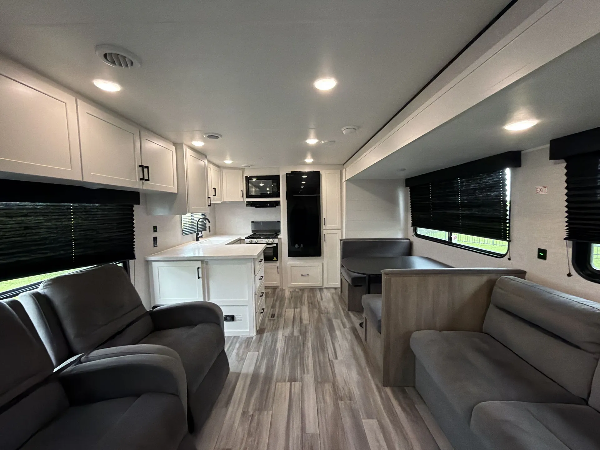 2025 Jayco Jay Flight 290RKS — living area main