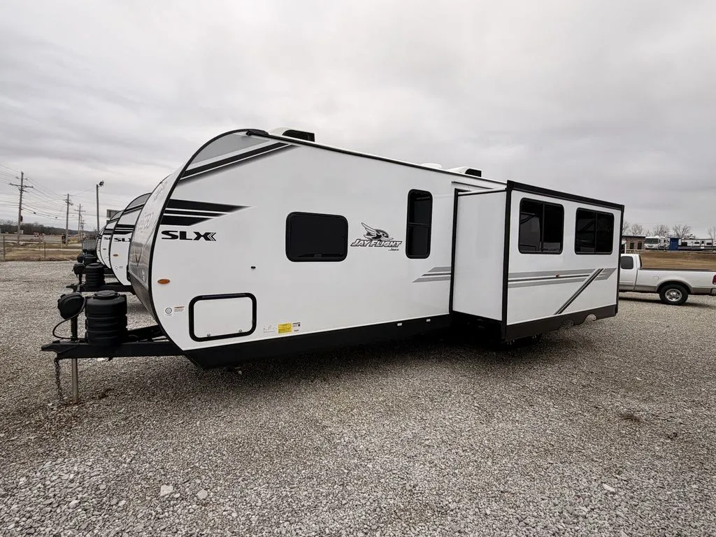 2026 Jayco Jay Flight 295TBS - Photo 3