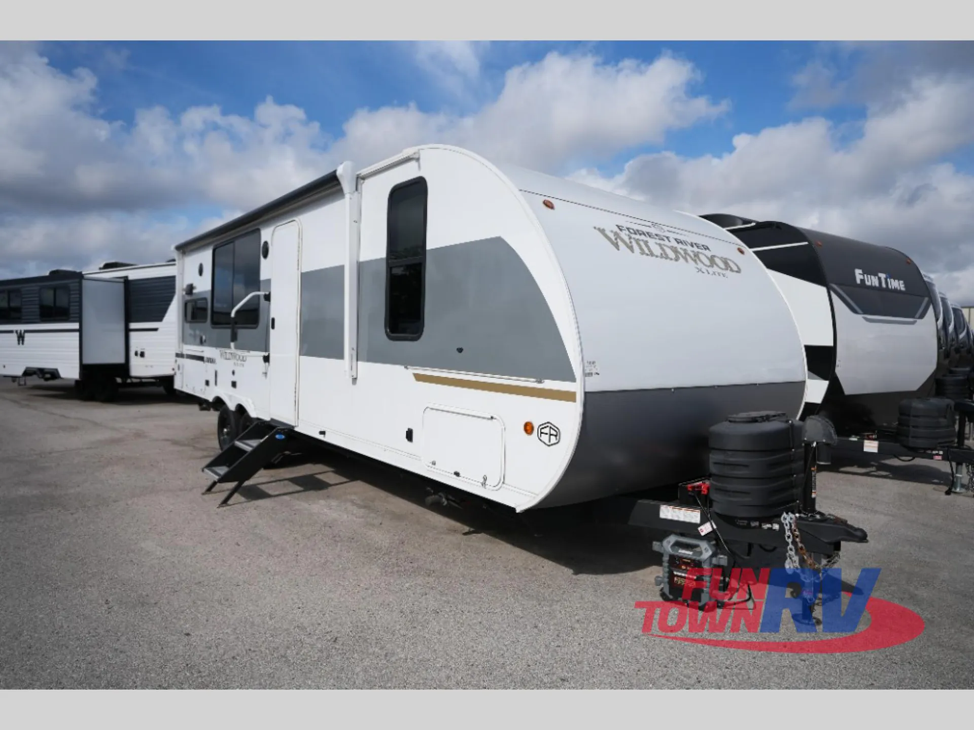 2026 Forest River RV Wildwood X-Lite 24ZEN - Photo 2