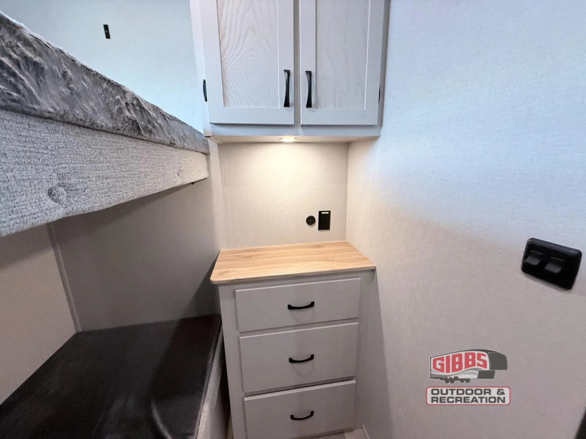 2027 Shasta Phoenix Lite 30BH - Photo 3