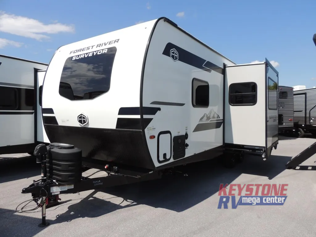 2026 Forest River Surveyor Legend 205RKLE, Photos photo 3