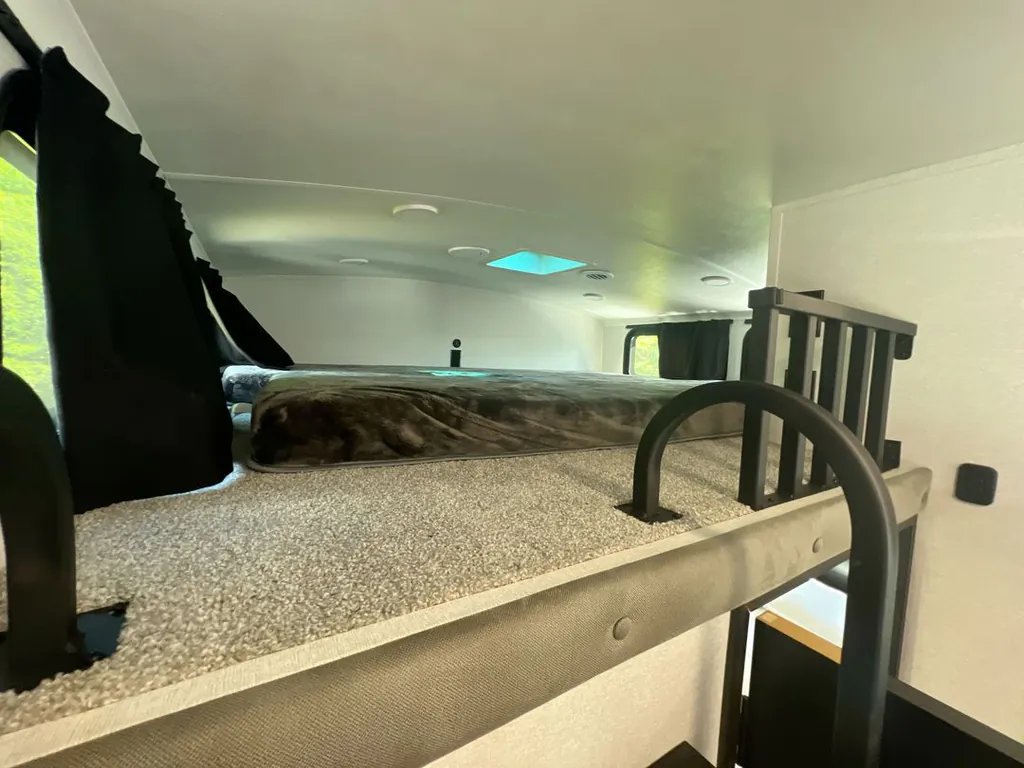 2026 Jayco North Point 395DSDB, Photos photo 18