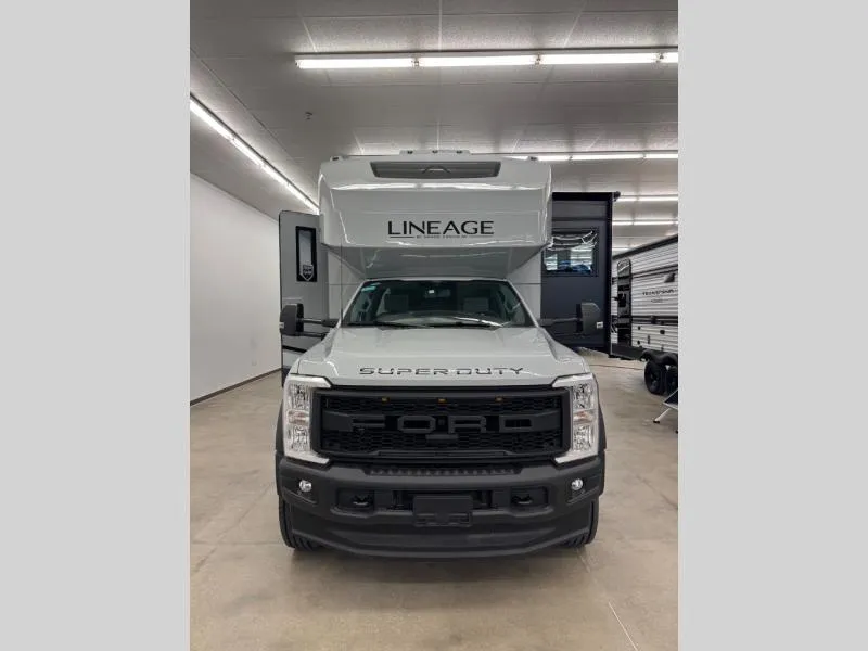 2026 Grand Design Lineage Series F 31ZW - Photo 3