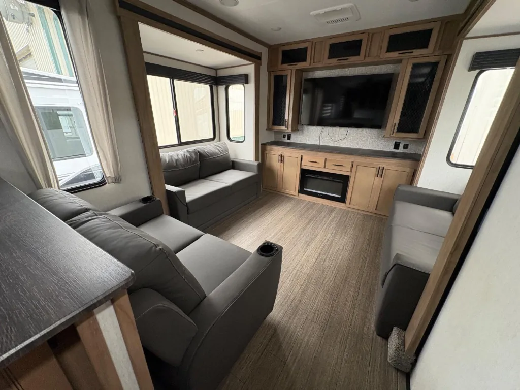 2023 Forest River Sabre 350RL, Photos photo 22
