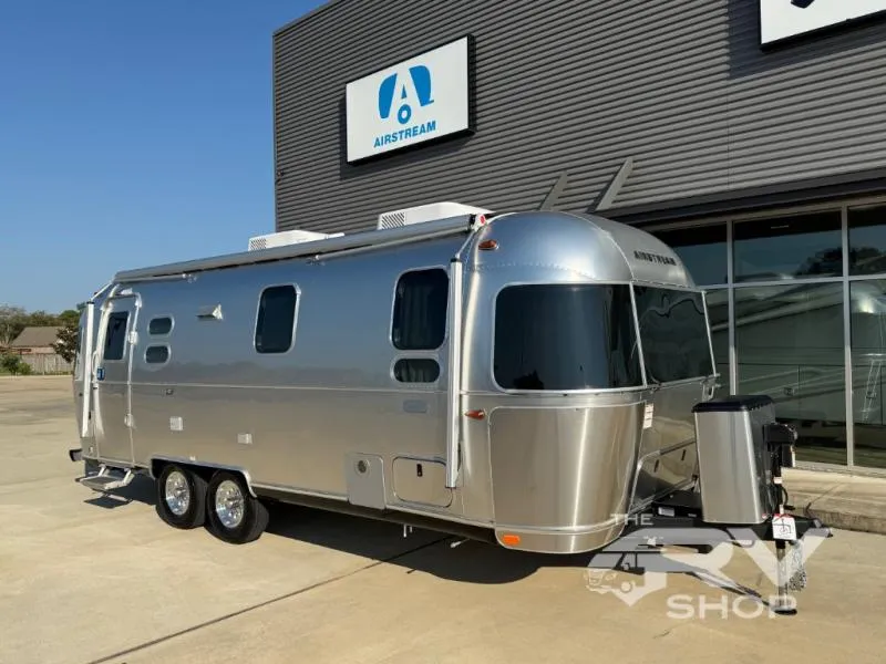 2026 Airstream Globetrotter 25FB - Photo 2
